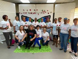 Lee más sobre el artículo Hospital Arturo Grullón celebra Día de la Mujer con iniciativa “Bellas al Instante