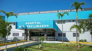 Lee más sobre el artículo Hospital Ricardo Limardo aclara ofreció atención a paciente grabado en las afueras del centro