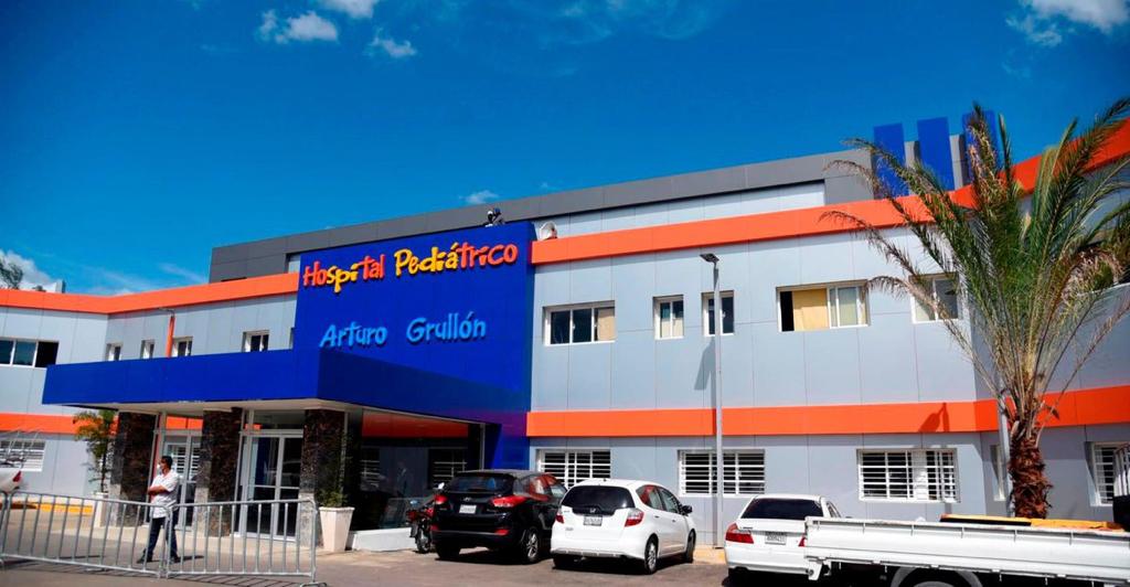 Lee más sobre el artículo Hospital Arturo Grullón garantiza servicios de salud a niñez de la región Norte o Cibao