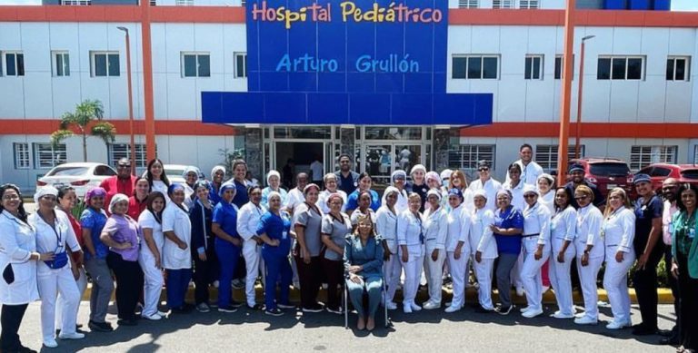 Lee más sobre el artículo Hospital Infantil Arturo Grullón fortalece Unidad Neonatal y otras áreas