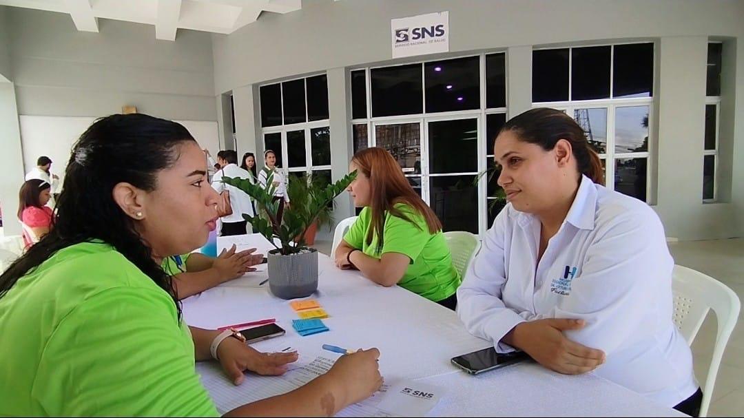 En este momento estás viendo Hospital Arturo Grullón realiza jornada Semana Saludable para sus colaboradores