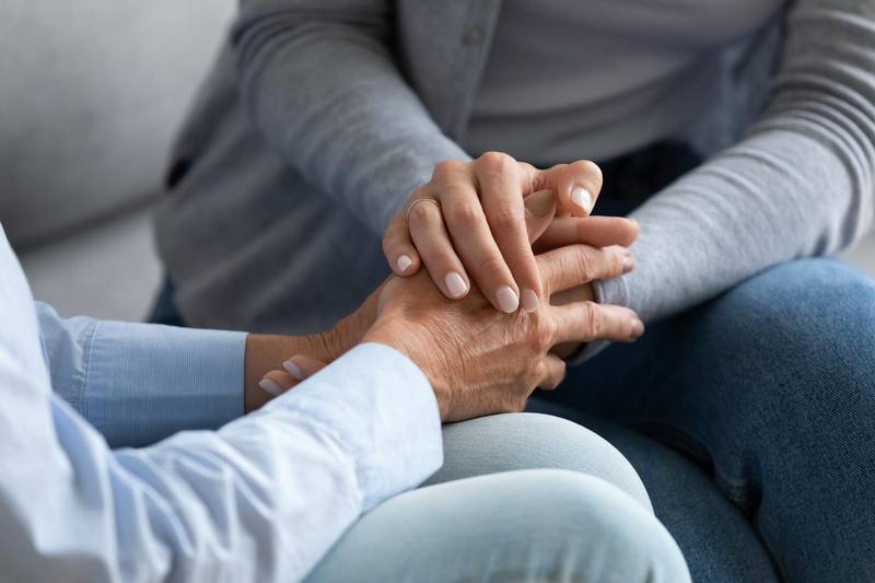 En este momento estás viendo Alzheimer: enfermedad que deteriora facultades mentales; afecta a pacientes y cuidadores