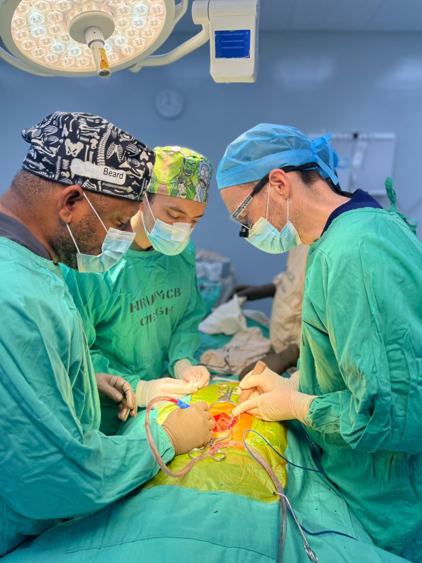 En este momento estás viendo Hospital Cabral y Báez beneficia a 15 paciente con jornada quirúrgica de ortopedia